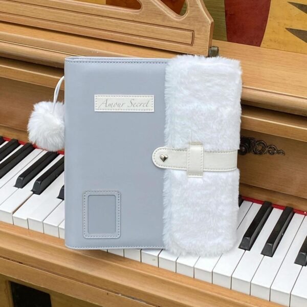 Me2U|Amour Secret Heart-Accented Card Binder Album (shell only)